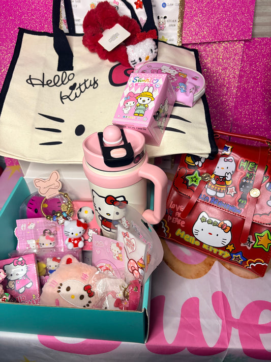 Cutesy Lucky Scoop Box 🎀🛍️